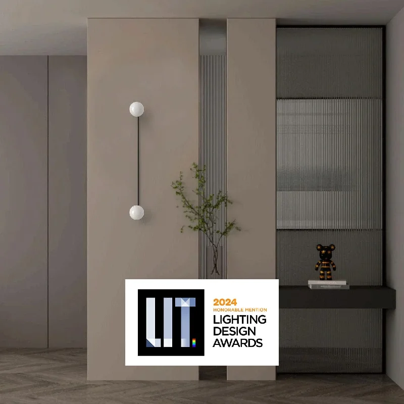 Modern track lighting with LED bulbsMAZE WALL 2 LINEAR