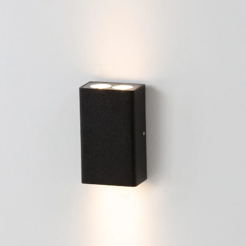 Track lighting for outdoor gardensmetal wall lamps with a matte black finish for a sleek and modern lookJASHI LED WALL LIGHT Track lighting for outdoor gardensmetal wall lamps with a matte black finish for a sleek and modern lookJASHI LED WALL LIGHT