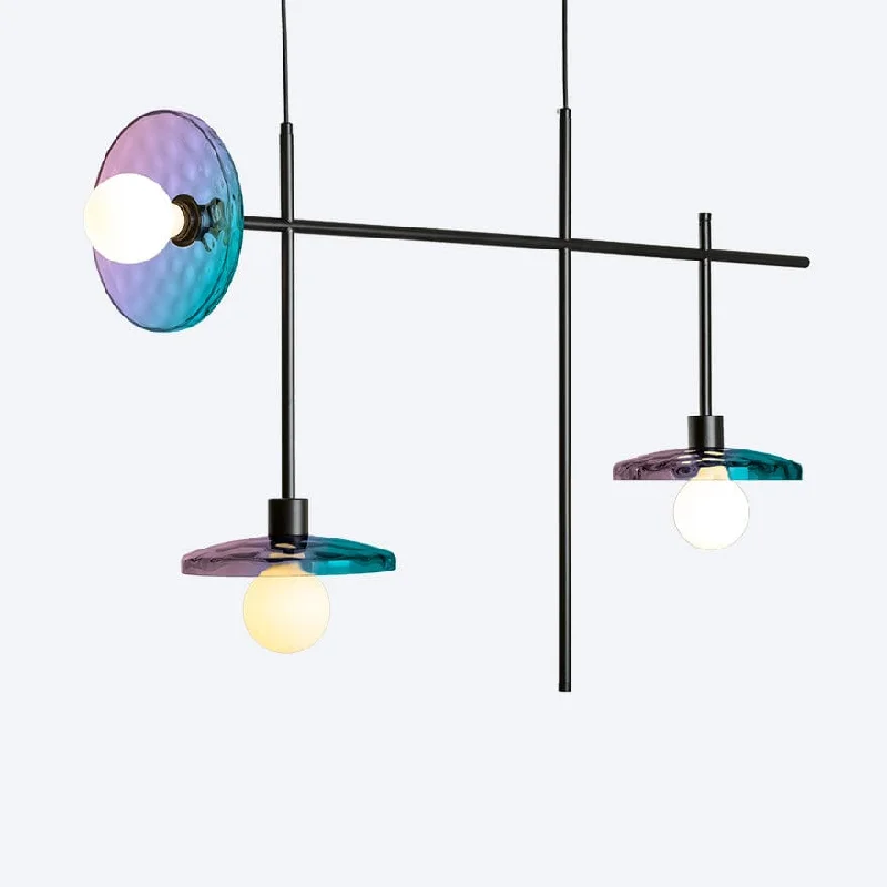 Track lighting for accentuating artworksLEVIA A WITH MISSI GLASS CHROMATIC