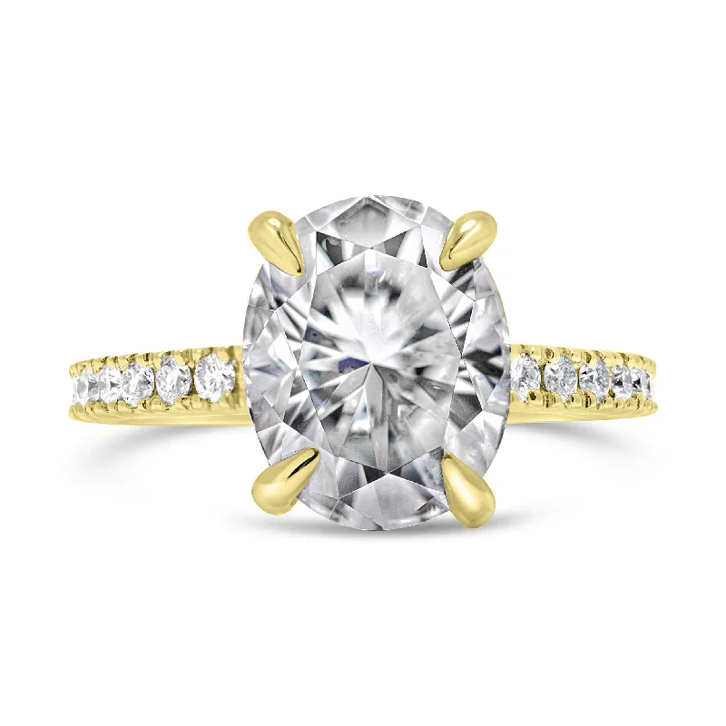 Angela | Oval Moissanite Engagement Ring